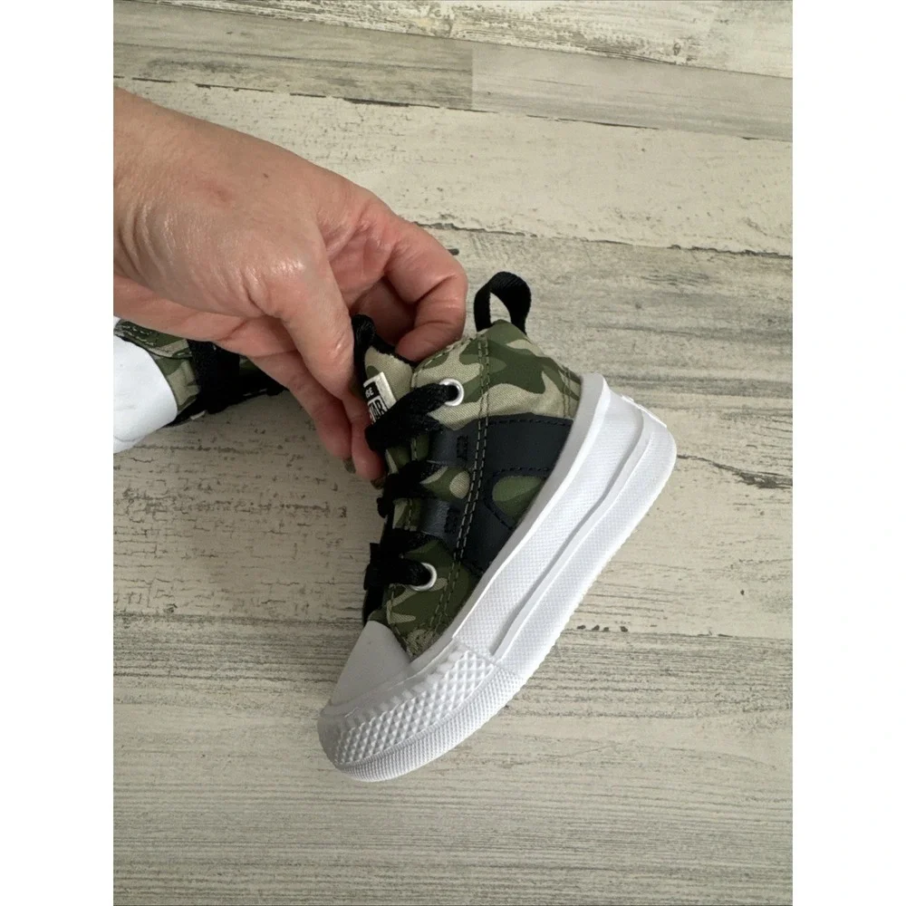 Converse Chuck Taylor Infant All Star‎ Ultra 2 Camo Mid Sneakers Shoes Size 5